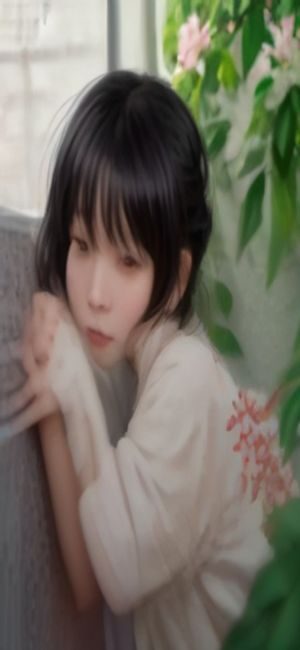播放界面暗色模式，底部有亮度调节，倍速播放，弹幕开关等控制条
